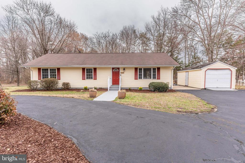 3836 LEE HILL SCHOOL DR, FREDERICKSBURG, Virginia 22408, 3 Bedrooms Bedrooms, ,1 BathroomBathrooms,Residential,3836 LEE HILL SCHOOL DR,VASP2039830 MLS # VASP2039830