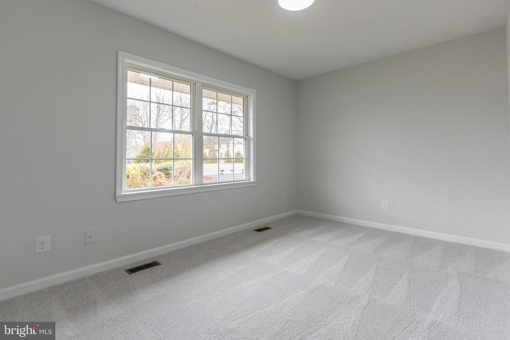3836 LEE HILL SCHOOL DR, FREDERICKSBURG, Virginia 22408, 3 Bedrooms Bedrooms, ,1 BathroomBathrooms,Residential,3836 LEE HILL SCHOOL DR,VASP2039830 MLS # VASP2039830
