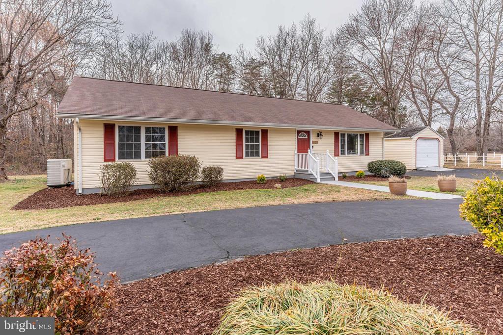 3836 LEE HILL SCHOOL DR, FREDERICKSBURG, Virginia 22408, 3 Bedrooms Bedrooms, ,1 BathroomBathrooms,Residential,3836 LEE HILL SCHOOL DR,VASP2039830 MLS # VASP2039830