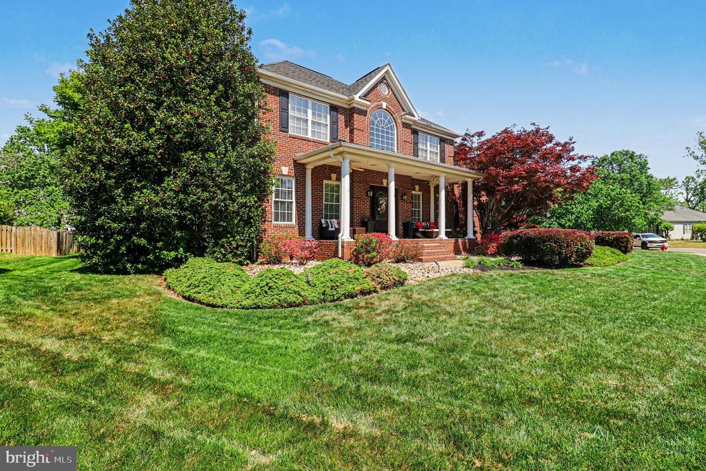 11612 RIVER MEADOWS WAY, FREDERICKSBURG, Virginia 22408, 4 Bedrooms Bedrooms, ,4 BathroomsBathrooms,Residential,11612 RIVER MEADOWS WAY,VASP2041210 MLS # VASP2041210