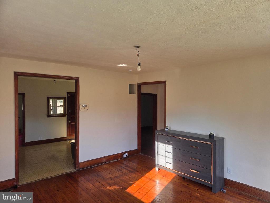 13841 KELLYS FORD RD, ELKWOOD, Virginia 22718, 3 Bedrooms Bedrooms, ,1 BathroomBathrooms,Residential,13841 KELLYS FORD RD,VACU2013614 MLS # VACU2013614 13841 KELLYS FORD RD, ELKWOOD, Virginia 22718, 3 Bedrooms Bedrooms, ,1 BathroomBathrooms,Residential,13841 KELLYS FORD RD,VACU2013614 MLS # VACU2013614