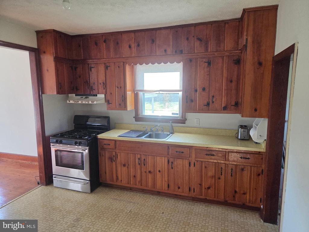 13841 KELLYS FORD RD, ELKWOOD, Virginia 22718, 3 Bedrooms Bedrooms, ,1 BathroomBathrooms,Residential,13841 KELLYS FORD RD,VACU2013614 MLS # VACU2013614 13841 KELLYS FORD RD, ELKWOOD, Virginia 22718, 3 Bedrooms Bedrooms, ,1 BathroomBathrooms,Residential,13841 KELLYS FORD RD,VACU2013614 MLS # VACU2013614