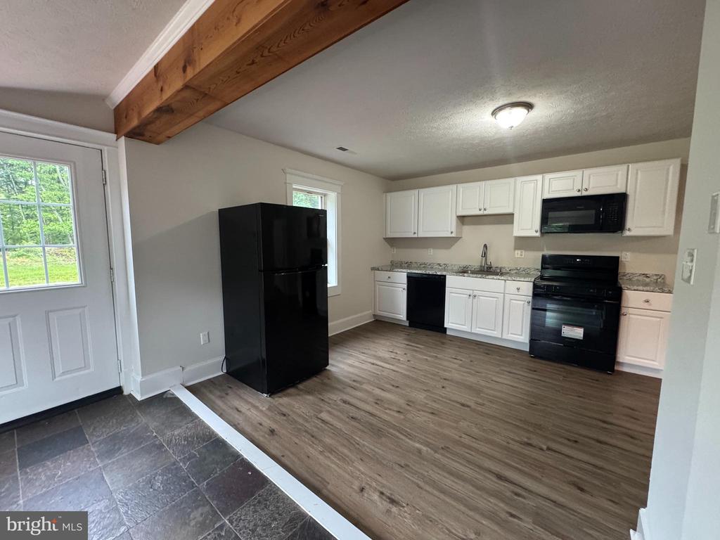 18163 MONROVIA RD, ORANGE, Virginia 22960, 2 Bedrooms Bedrooms, ,1 BathroomBathrooms,Residential,18163 MONROVIA RD,VAOR2014130 MLS # VAOR2014130