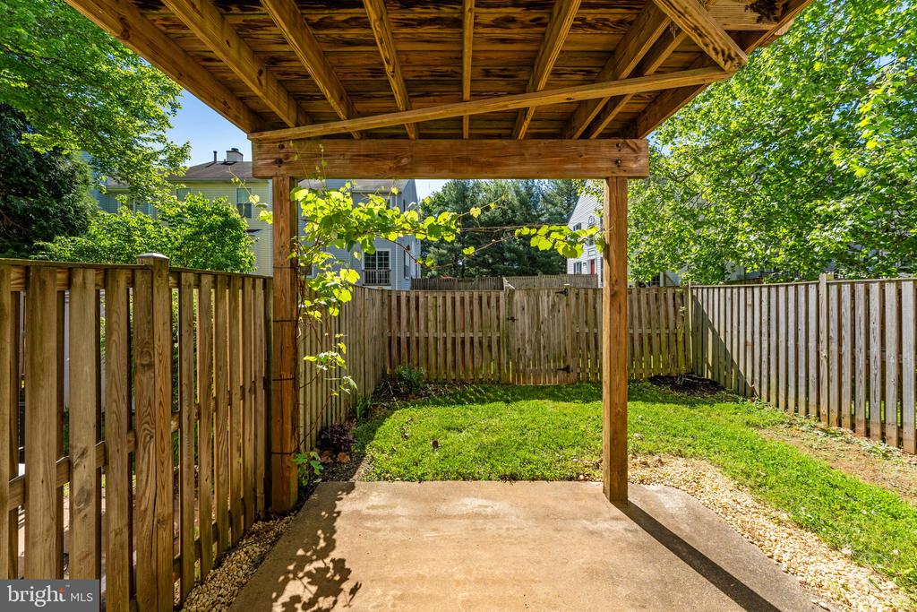 767 CHERRY TREE LN, WARRENTON, Virginia 20186, 3 Bedrooms Bedrooms, ,2 BathroomsBathrooms,Residential,767 CHERRY TREE LN,VAFQ2021978 MLS # VAFQ2021978
