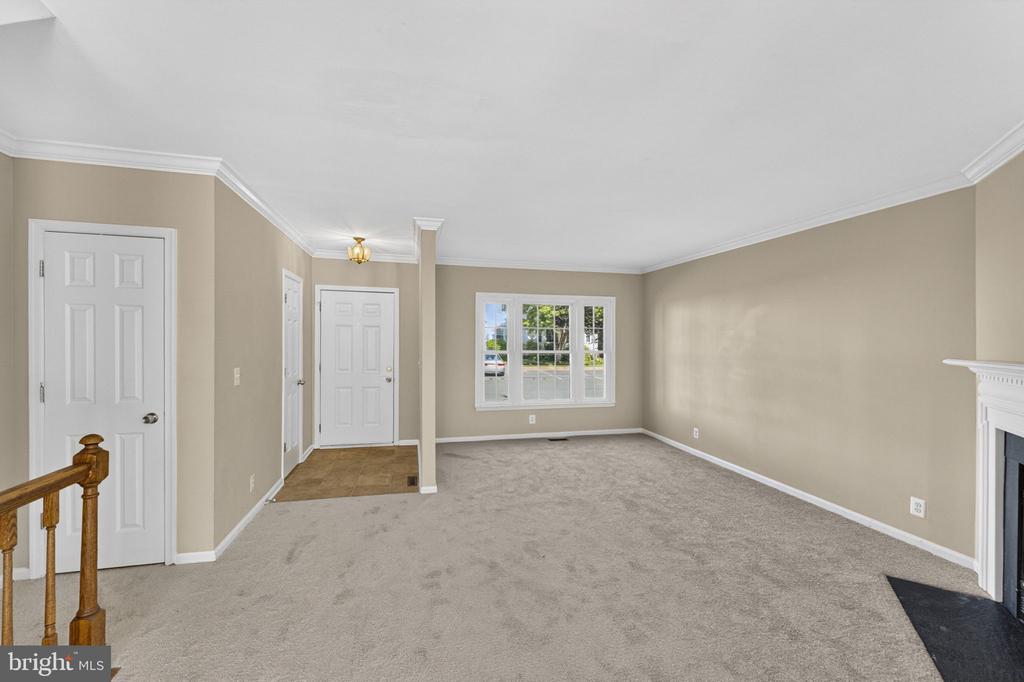 767 CHERRY TREE LN, WARRENTON, Virginia 20186, 3 Bedrooms Bedrooms, ,2 BathroomsBathrooms,Residential,767 CHERRY TREE LN,VAFQ2021978 MLS # VAFQ2021978