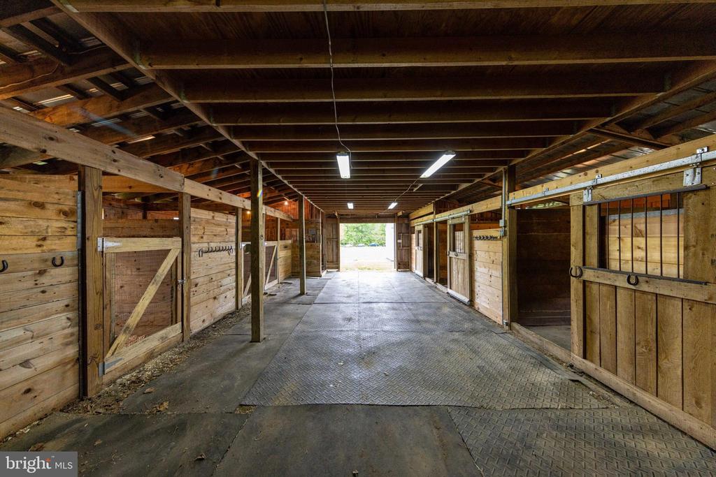 2645 DRY RUN RD, LURAY, Virginia 22835, 5 Bedrooms Bedrooms, ,2 BathroomsBathrooms,Residential,2645 DRY RUN RD,VAPA2006294 MLS # VAPA2006294