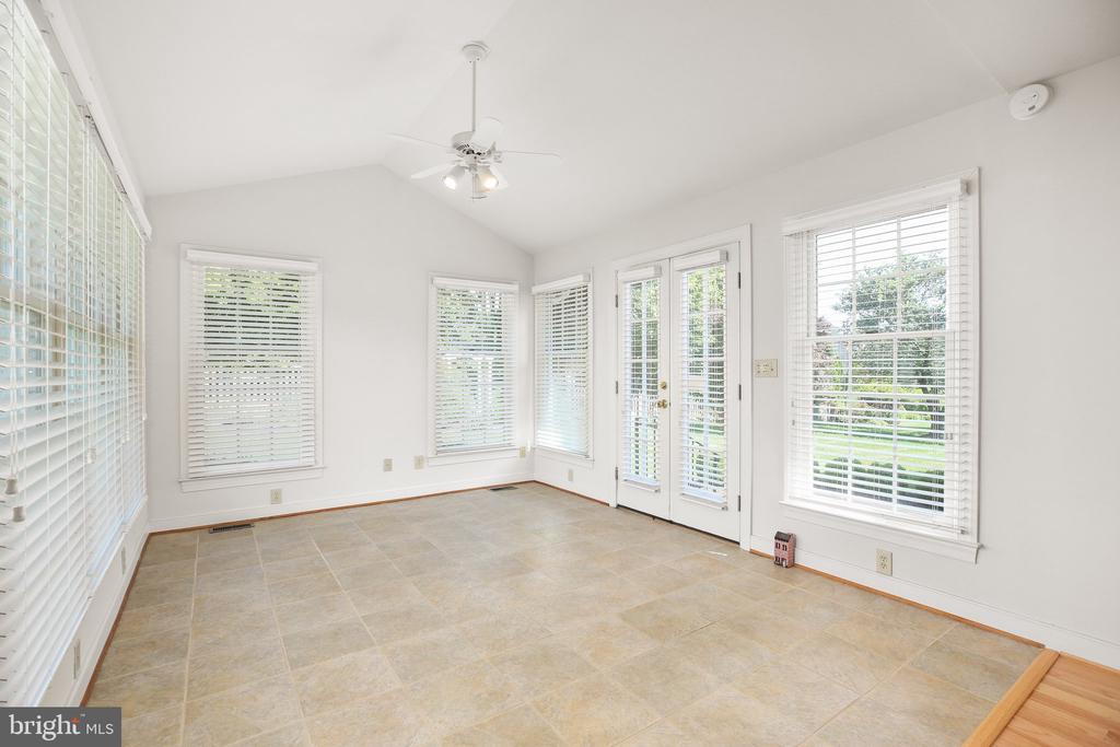 105 BROOKE DR, FREDERICKSBURG, Virginia 22408, 3 Bedrooms Bedrooms, ,2 BathroomsBathrooms,Residential,105 BROOKE DR,VASP2041818 MLS # VASP2041818