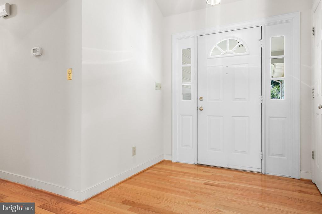 105 BROOKE DR, FREDERICKSBURG, Virginia 22408, 3 Bedrooms Bedrooms, ,2 BathroomsBathrooms,Residential,105 BROOKE DR,VASP2041818 MLS # VASP2041818