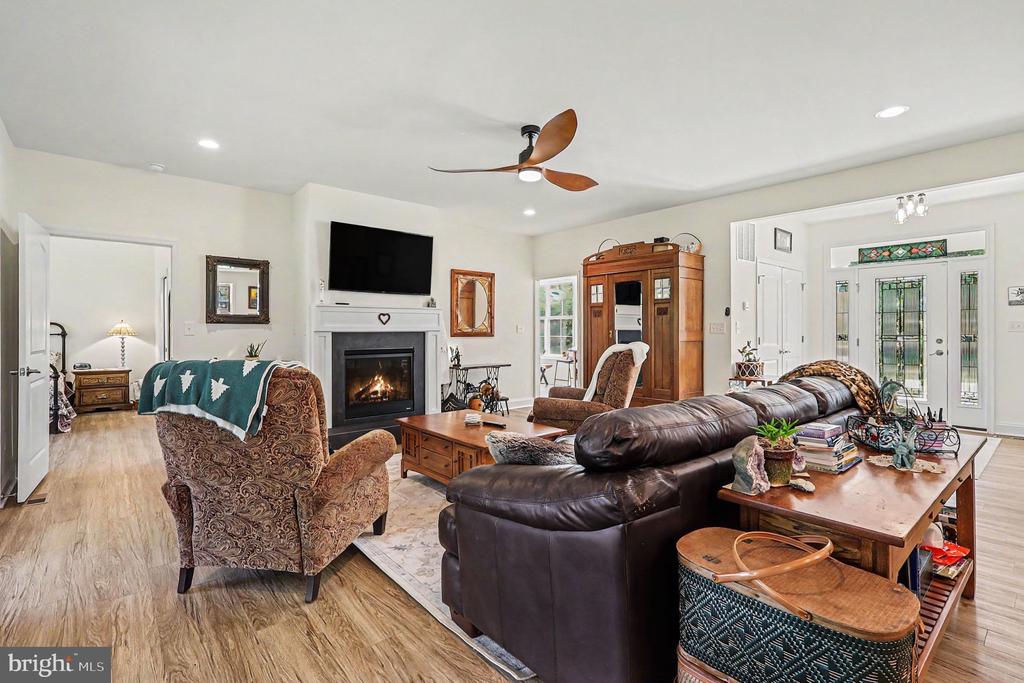 6009 OLD BUST HEAD RD, BROAD RUN, Virginia 20137, 3 Bedrooms Bedrooms, ,3 BathroomsBathrooms,Residential,6009 OLD BUST HEAD RD,VAFQ2022004 MLS # VAFQ2022004 6009 OLD BUST HEAD RD, BROAD RUN, Virginia 20137, 3 Bedrooms Bedrooms, ,3 BathroomsBathrooms,Residential,6009 OLD BUST HEAD RD,VAFQ2022004 MLS # VAFQ2022004