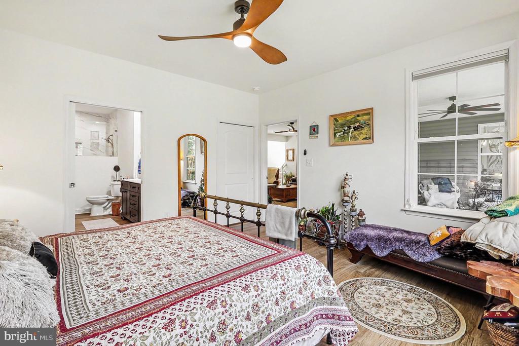 6009 OLD BUST HEAD RD, BROAD RUN, Virginia 20137, 3 Bedrooms Bedrooms, ,3 BathroomsBathrooms,Residential,6009 OLD BUST HEAD RD,VAFQ2022004 MLS # VAFQ2022004 6009 OLD BUST HEAD RD, BROAD RUN, Virginia 20137, 3 Bedrooms Bedrooms, ,3 BathroomsBathrooms,Residential,6009 OLD BUST HEAD RD,VAFQ2022004 MLS # VAFQ2022004