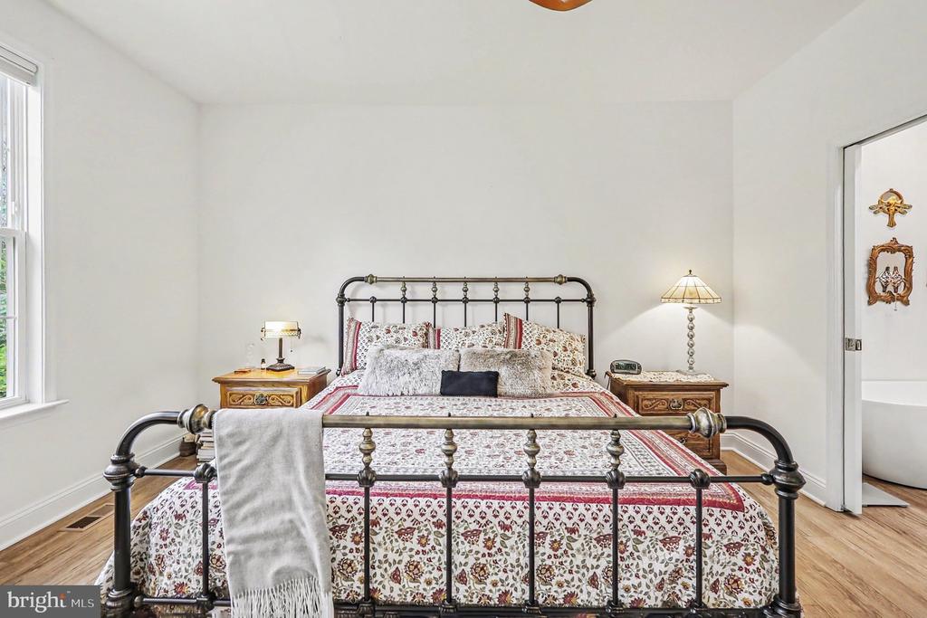 6009 OLD BUST HEAD RD, BROAD RUN, Virginia 20137, 3 Bedrooms Bedrooms, ,3 BathroomsBathrooms,Residential,6009 OLD BUST HEAD RD,VAFQ2022004 MLS # VAFQ2022004 6009 OLD BUST HEAD RD, BROAD RUN, Virginia 20137, 3 Bedrooms Bedrooms, ,3 BathroomsBathrooms,Residential,6009 OLD BUST HEAD RD,VAFQ2022004 MLS # VAFQ2022004