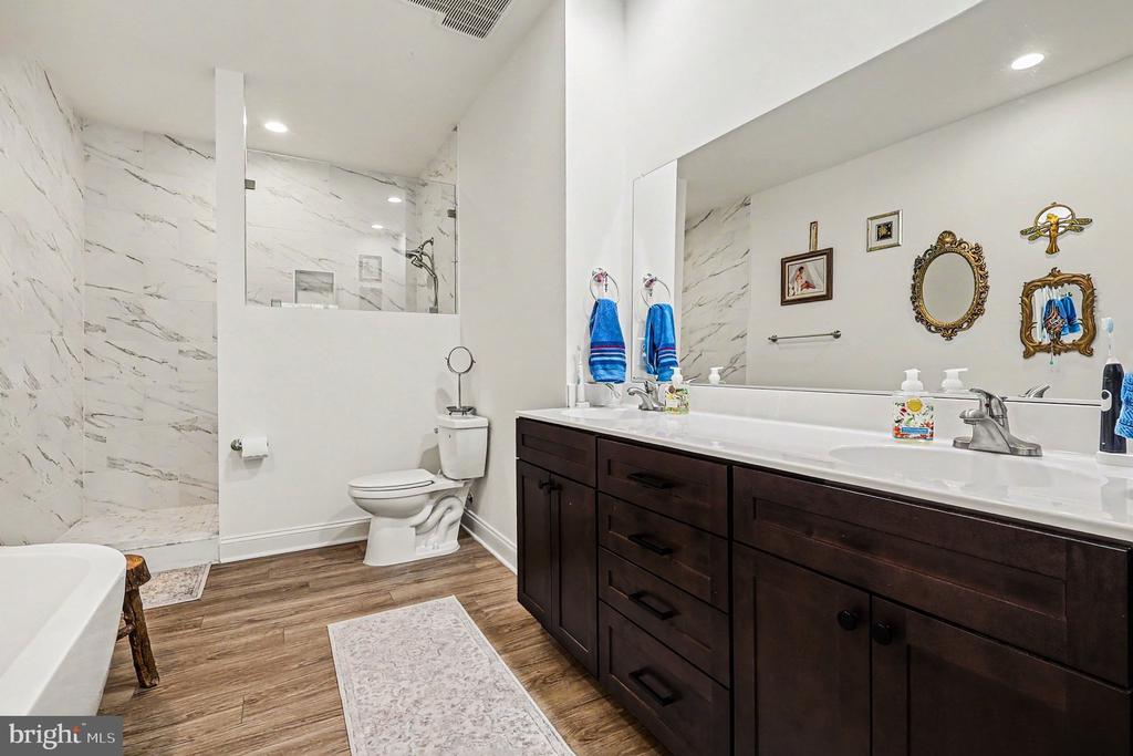 6009 OLD BUST HEAD RD, BROAD RUN, Virginia 20137, 3 Bedrooms Bedrooms, ,3 BathroomsBathrooms,Residential,6009 OLD BUST HEAD RD,VAFQ2022004 MLS # VAFQ2022004 6009 OLD BUST HEAD RD, BROAD RUN, Virginia 20137, 3 Bedrooms Bedrooms, ,3 BathroomsBathrooms,Residential,6009 OLD BUST HEAD RD,VAFQ2022004 MLS # VAFQ2022004