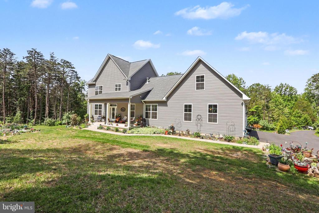 6009 OLD BUST HEAD RD, BROAD RUN, Virginia 20137, 3 Bedrooms Bedrooms, ,3 BathroomsBathrooms,Residential,6009 OLD BUST HEAD RD,VAFQ2022004 MLS # VAFQ2022004 6009 OLD BUST HEAD RD, BROAD RUN, Virginia 20137, 3 Bedrooms Bedrooms, ,3 BathroomsBathrooms,Residential,6009 OLD BUST HEAD RD,VAFQ2022004 MLS # VAFQ2022004