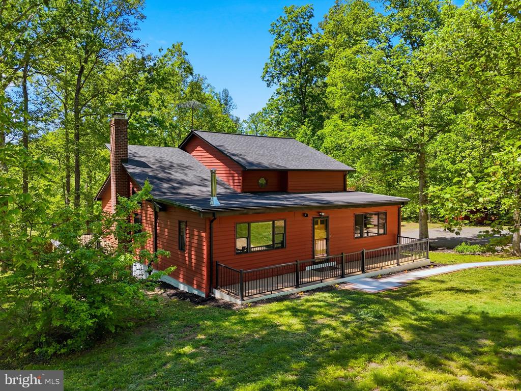 12638 WALNUT LN, CULPEPER, Virginia 22701, 4 Bedrooms Bedrooms, ,3 BathroomsBathrooms,Residential,12638 WALNUT LN,VACU2013622 MLS # VACU2013622