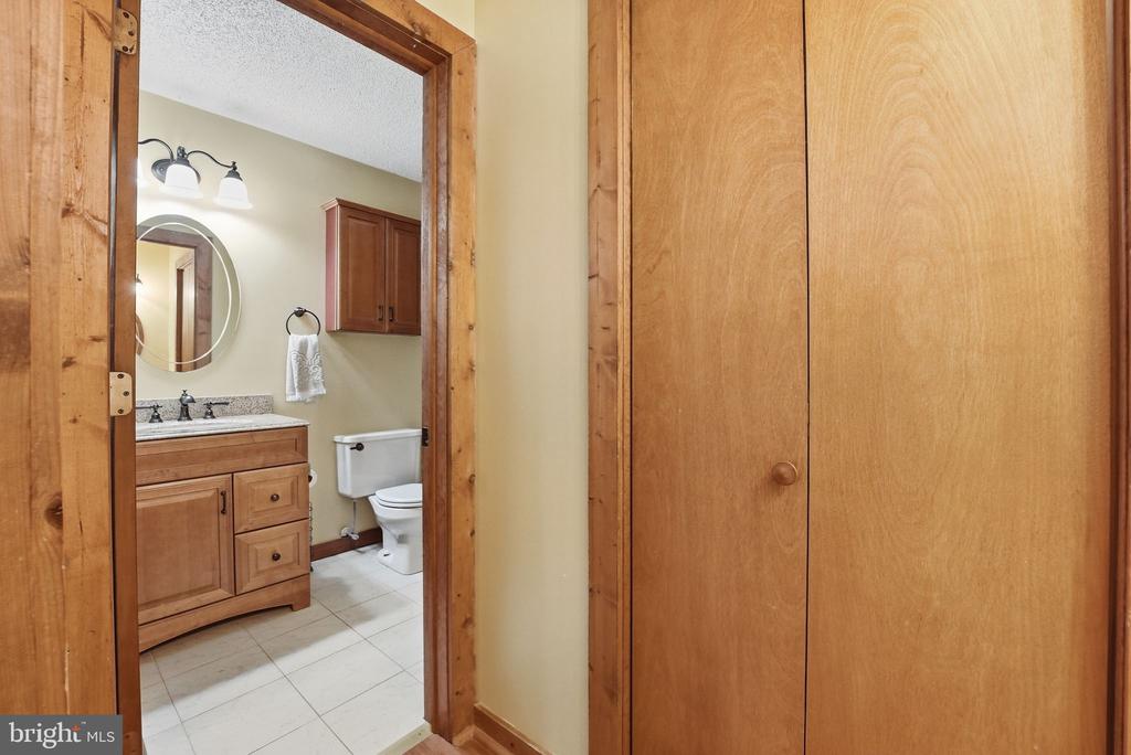12638 WALNUT LN, CULPEPER, Virginia 22701, 4 Bedrooms Bedrooms, ,3 BathroomsBathrooms,Residential,12638 WALNUT LN,VACU2013622 MLS # VACU2013622