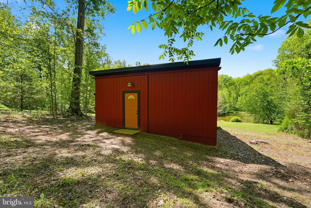 12638 WALNUT LN, CULPEPER, Virginia 22701, 4 Bedrooms Bedrooms, ,3 BathroomsBathrooms,Residential,12638 WALNUT LN,VACU2013622 MLS # VACU2013622