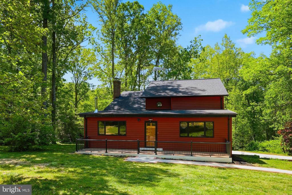 12638 WALNUT LN, CULPEPER, Virginia 22701, 4 Bedrooms Bedrooms, ,3 BathroomsBathrooms,Residential,12638 WALNUT LN,VACU2013622 MLS # VACU2013622