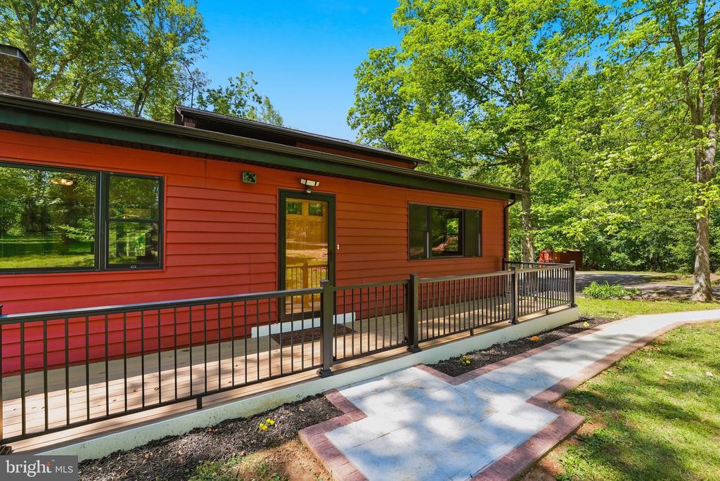 12638 WALNUT LN, CULPEPER, Virginia 22701, 4 Bedrooms Bedrooms, ,3 BathroomsBathrooms,Residential,12638 WALNUT LN,VACU2013622 MLS # VACU2013622