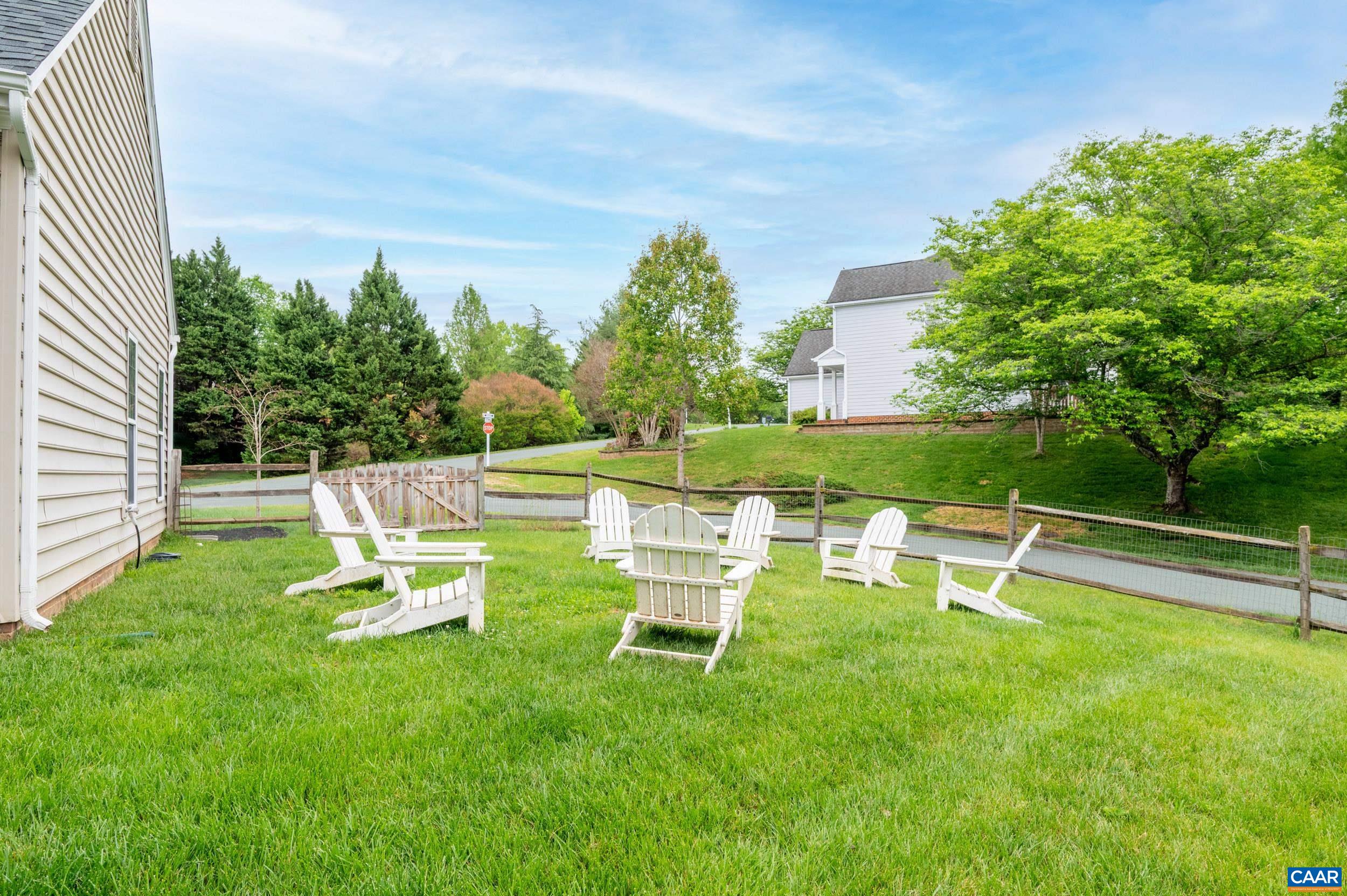 989 CLEARFIELDS LN, CROZET, Virginia 22932, 4 Bedrooms Bedrooms, ,2 BathroomsBathrooms,Residential,989 CLEARFIELDS LN,676977 MLS # 676977