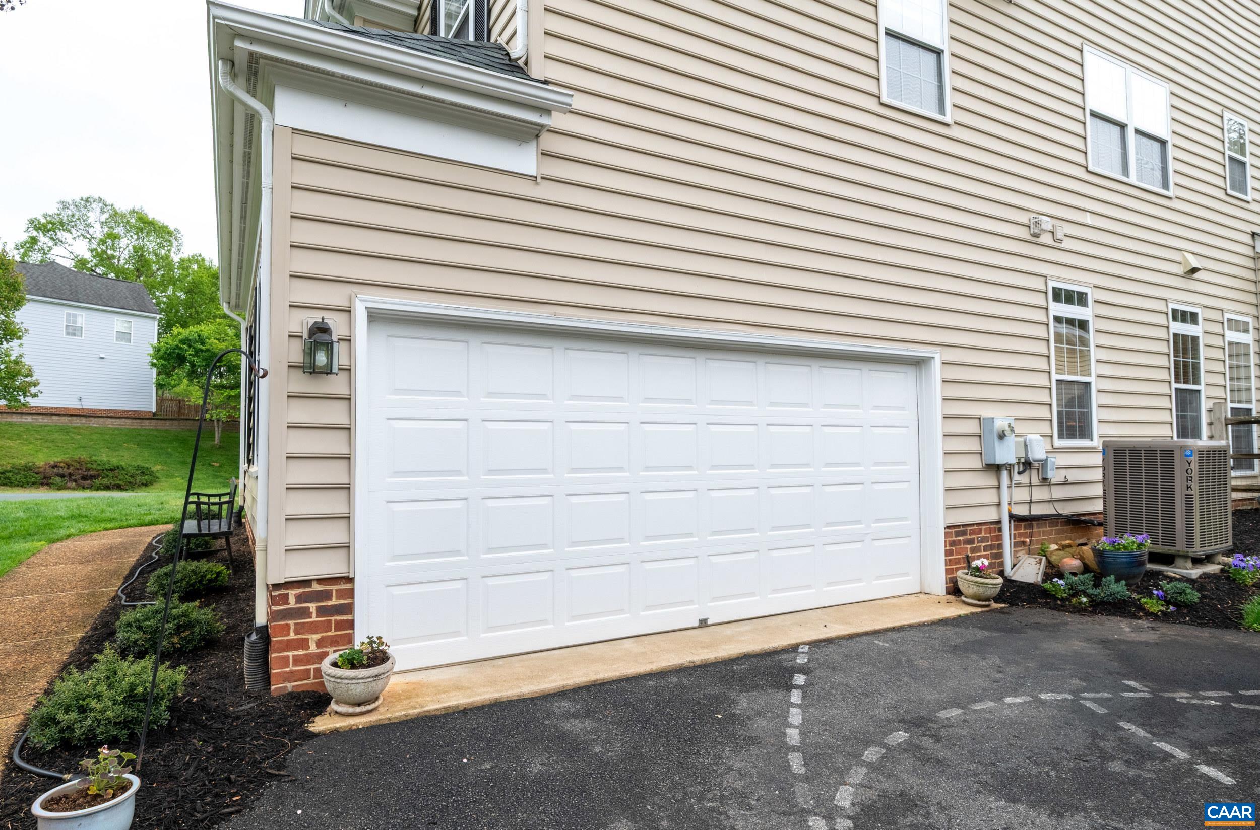 989 CLEARFIELDS LN, CROZET, Virginia 22932, 4 Bedrooms Bedrooms, ,2 BathroomsBathrooms,Residential,989 CLEARFIELDS LN,676977 MLS # 676977