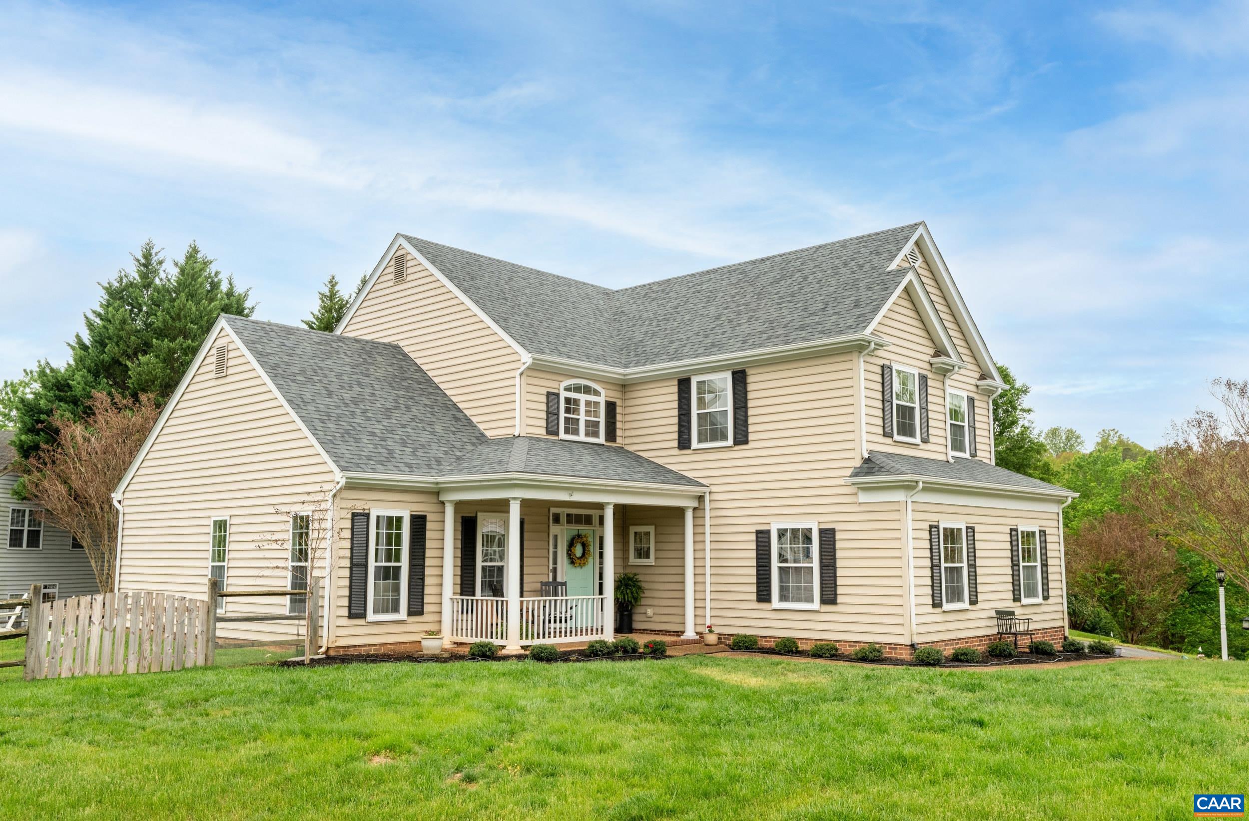 989 CLEARFIELDS LN, CROZET, Virginia 22932, 4 Bedrooms Bedrooms, ,2 BathroomsBathrooms,Residential,989 CLEARFIELDS LN,676977 MLS # 676977