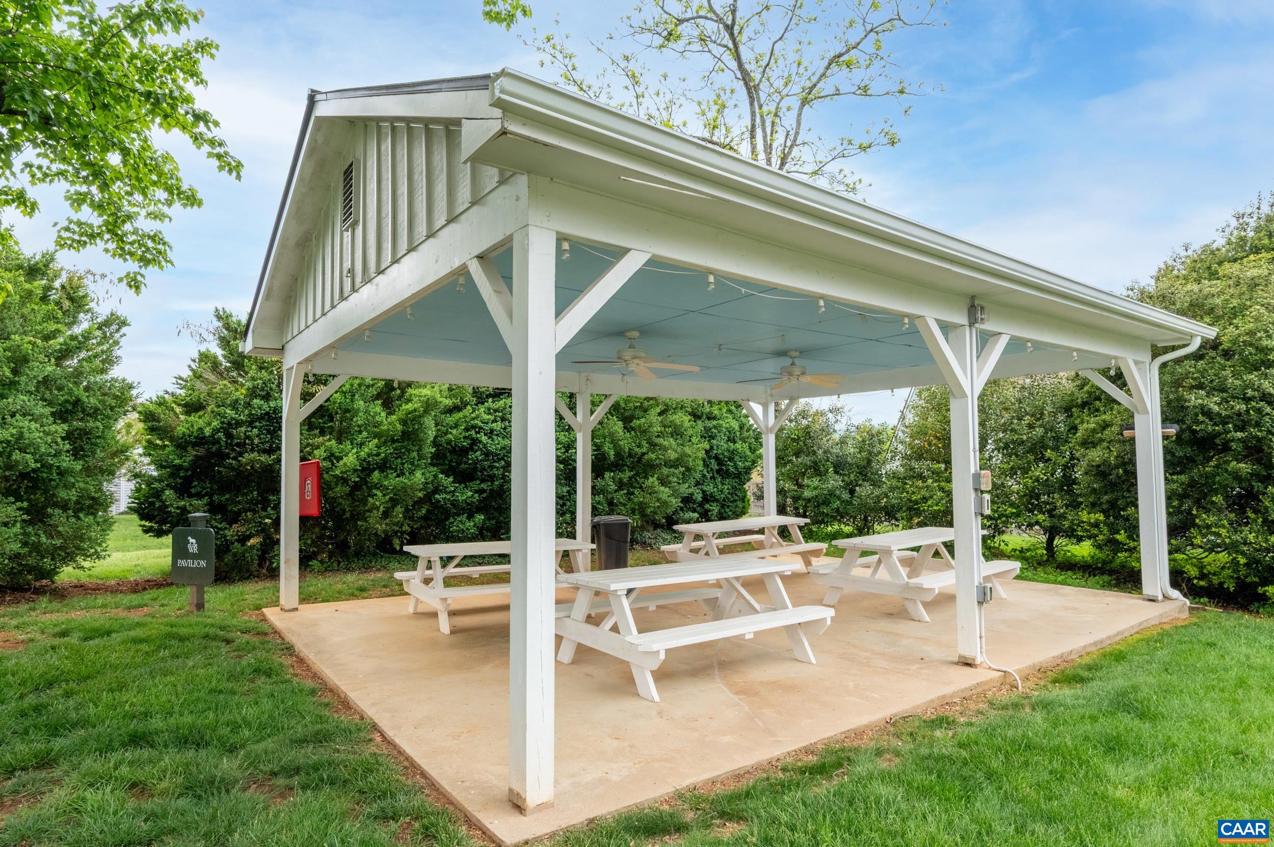 989 CLEARFIELDS LN, CROZET, Virginia 22932, 4 Bedrooms Bedrooms, ,2 BathroomsBathrooms,Residential,989 CLEARFIELDS LN,676977 MLS # 676977
