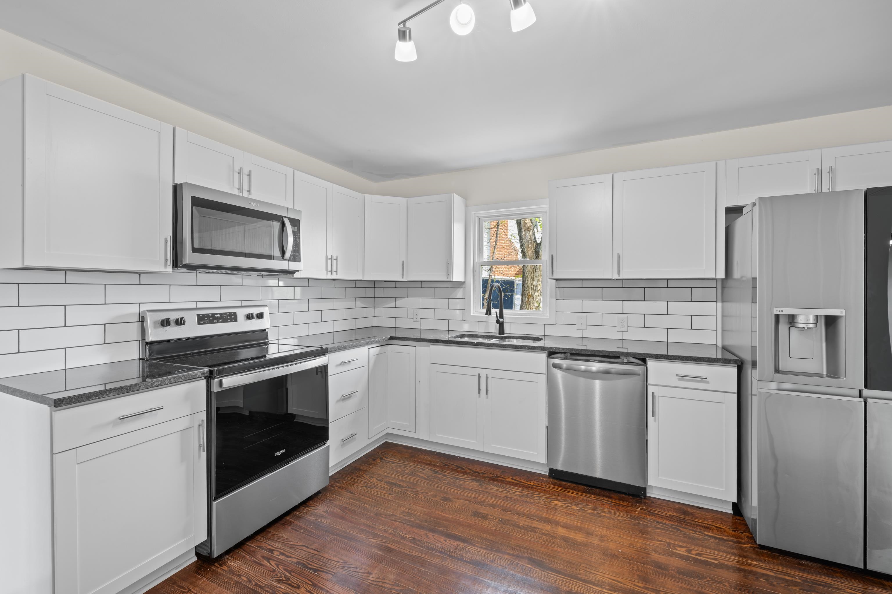 15 WEST HIGH ST, STUARTS DRAFT, Virginia 24477, 3 Bedrooms Bedrooms, ,2 BathroomsBathrooms,Residential,15 WEST HIGH ST,676980 MLS # 676980