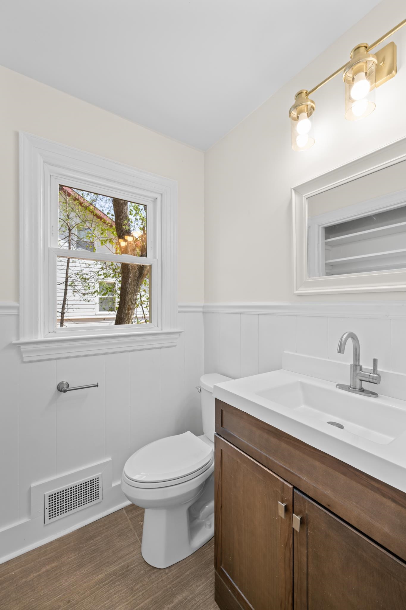 15 WEST HIGH ST, STUARTS DRAFT, Virginia 24477, 3 Bedrooms Bedrooms, ,2 BathroomsBathrooms,Residential,15 WEST HIGH ST,676980 MLS # 676980