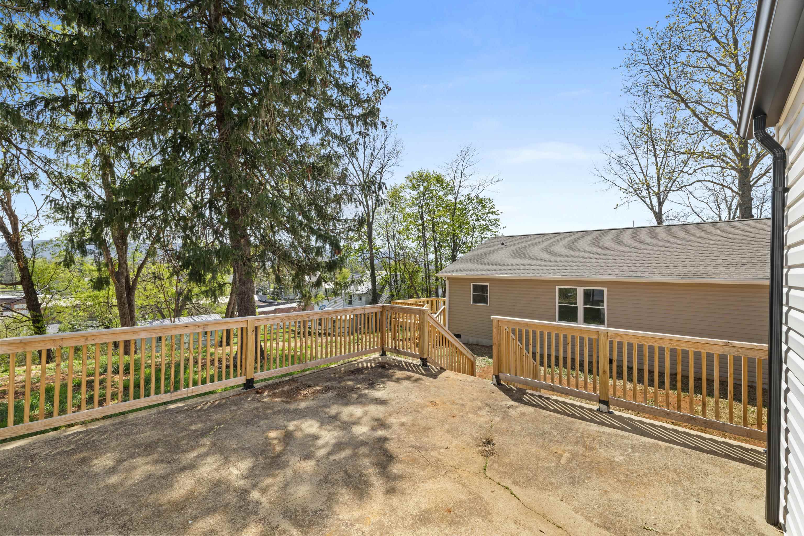 15 WEST HIGH ST, STUARTS DRAFT, Virginia 24477, 3 Bedrooms Bedrooms, ,2 BathroomsBathrooms,Residential,15 WEST HIGH ST,676980 MLS # 676980