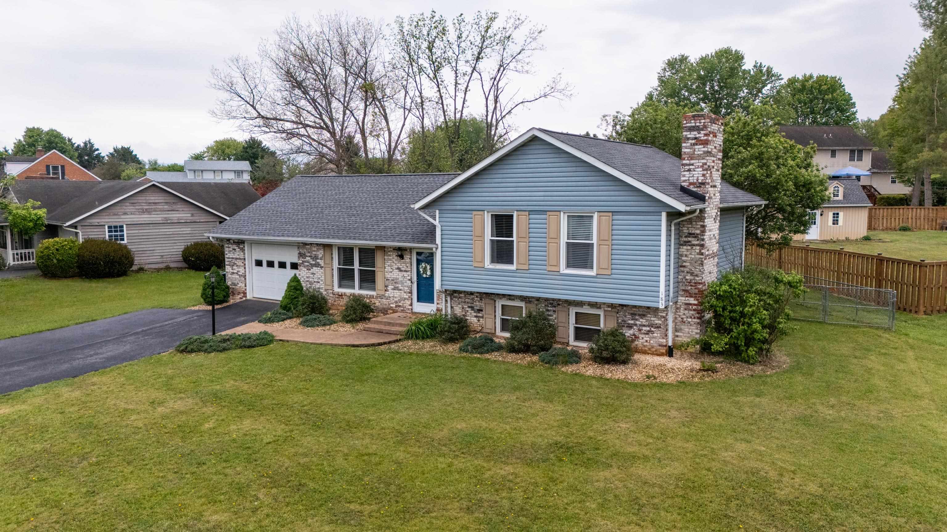 183 CAMBRIDGE DR, STUARTS DRAFT, Virginia 24477, 3 Bedrooms Bedrooms, ,2 BathroomsBathrooms,Residential,183 CAMBRIDGE DR,676982 MLS # 676982