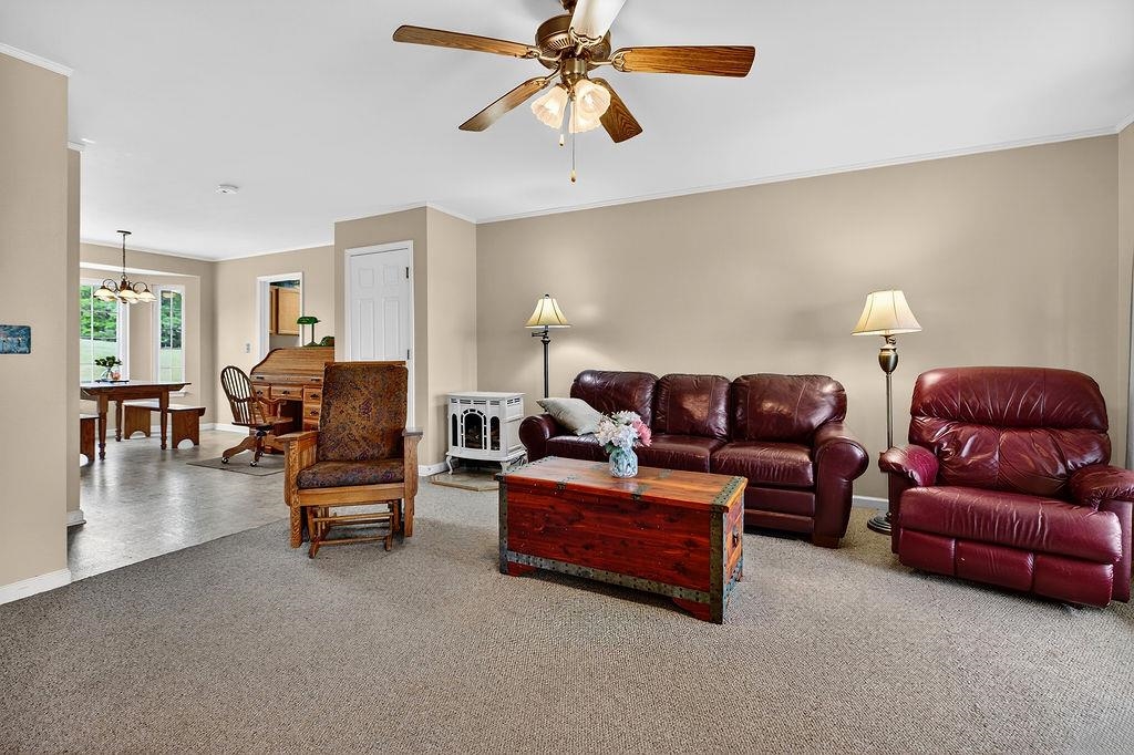 112 GUERNSEY LN, STAUNTON, Virginia 24401, 3 Bedrooms Bedrooms, ,2 BathroomsBathrooms,Residential,112 GUERNSEY LN,676983 MLS # 676983