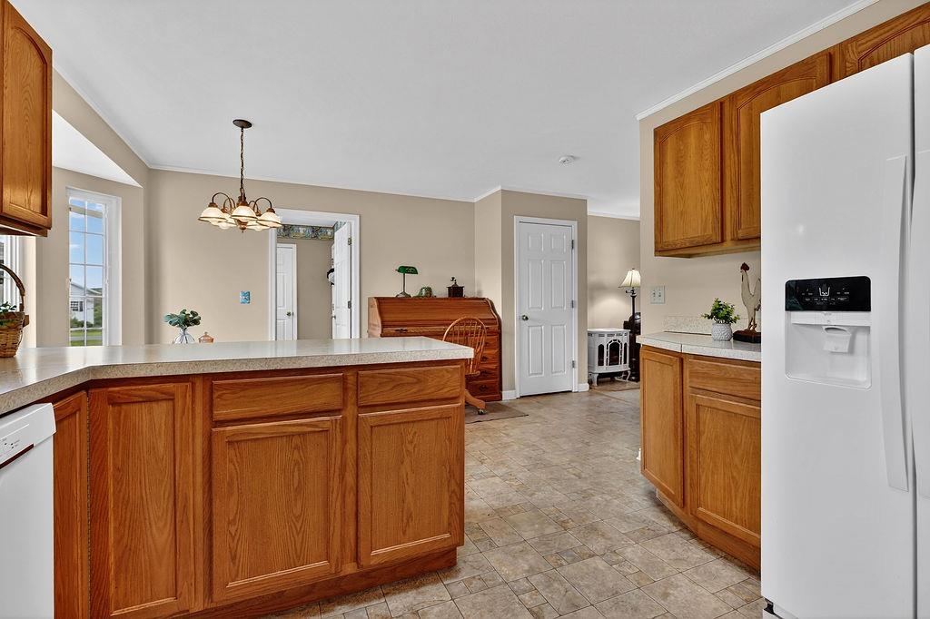 112 GUERNSEY LN, STAUNTON, Virginia 24401, 3 Bedrooms Bedrooms, ,2 BathroomsBathrooms,Residential,112 GUERNSEY LN,676983 MLS # 676983
