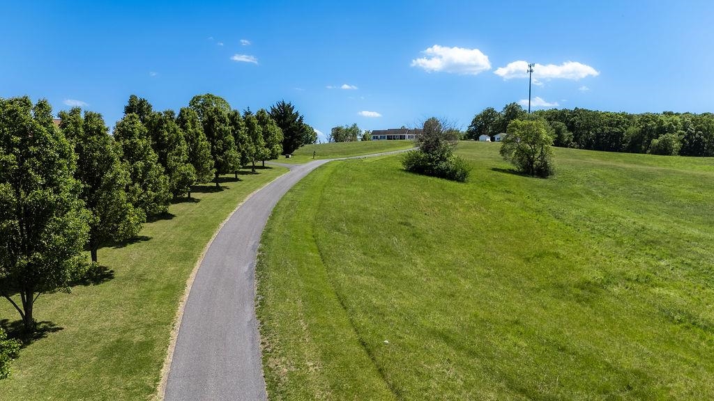 112 GUERNSEY LN, STAUNTON, Virginia 24401, 3 Bedrooms Bedrooms, ,2 BathroomsBathrooms,Residential,112 GUERNSEY LN,676983 MLS # 676983