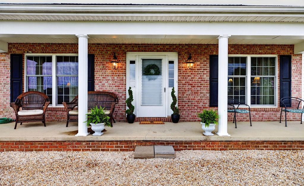 112 GUERNSEY LN, STAUNTON, Virginia 24401, 3 Bedrooms Bedrooms, ,2 BathroomsBathrooms,Residential,112 GUERNSEY LN,676983 MLS # 676983