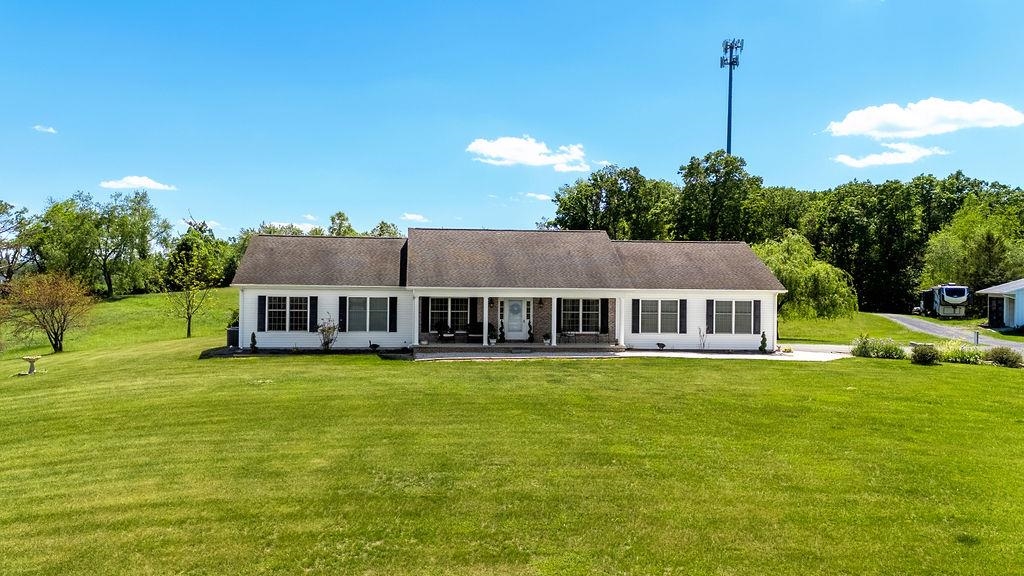 112 GUERNSEY LN, STAUNTON, Virginia 24401, 3 Bedrooms Bedrooms, ,2 BathroomsBathrooms,Residential,112 GUERNSEY LN,676983 MLS # 676983 112 GUERNSEY LN, STAUNTON, Virginia 24401, 3 Bedrooms Bedrooms, ,2 BathroomsBathrooms,Residential,112 GUERNSEY LN,676983 MLS # 676983