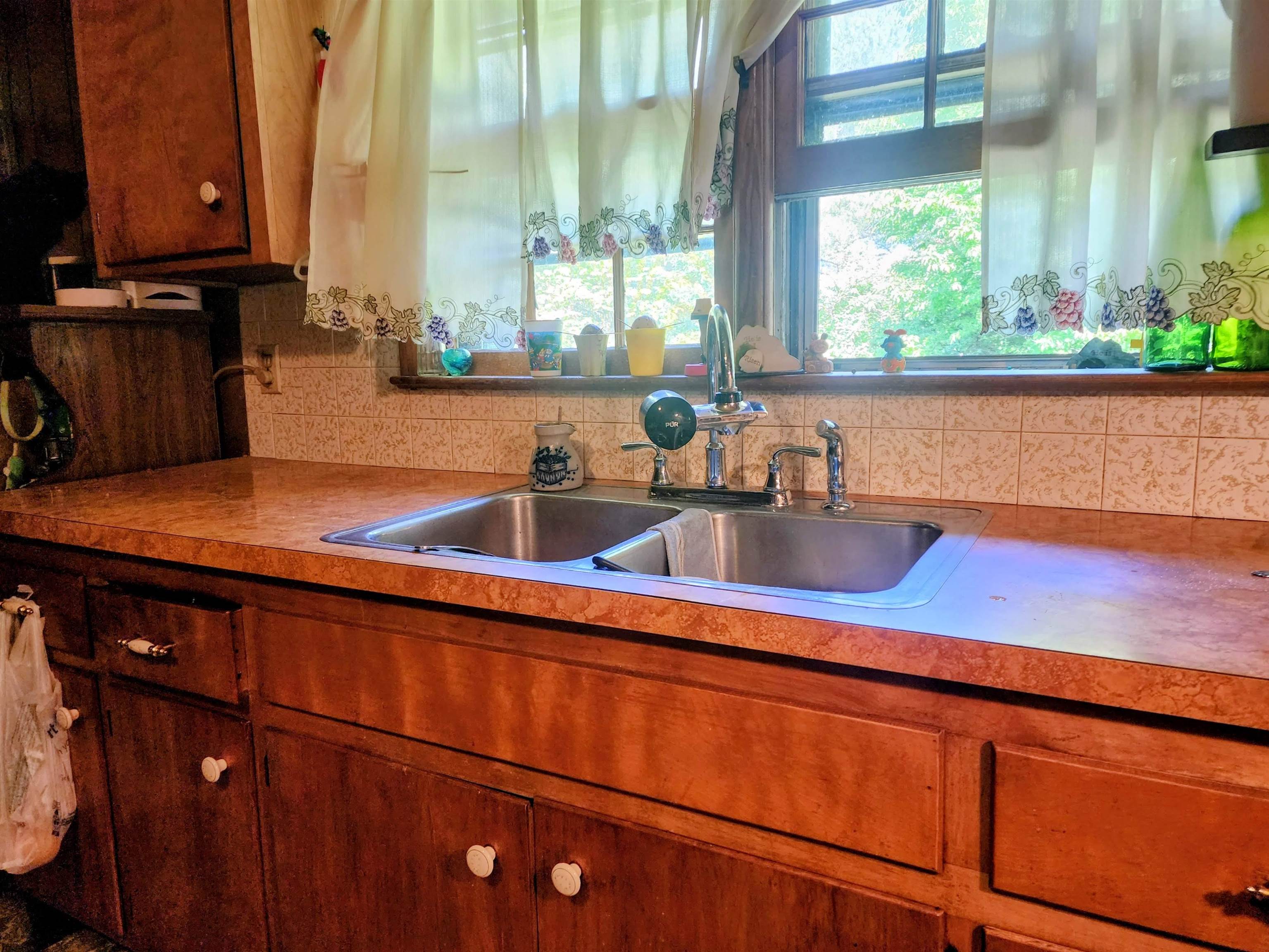 312 AUSTIN AVE, STAUNTON, Virginia 24401, 4 Bedrooms Bedrooms, ,2 BathroomsBathrooms,Residential,312 AUSTIN AVE,676984 MLS # 676984