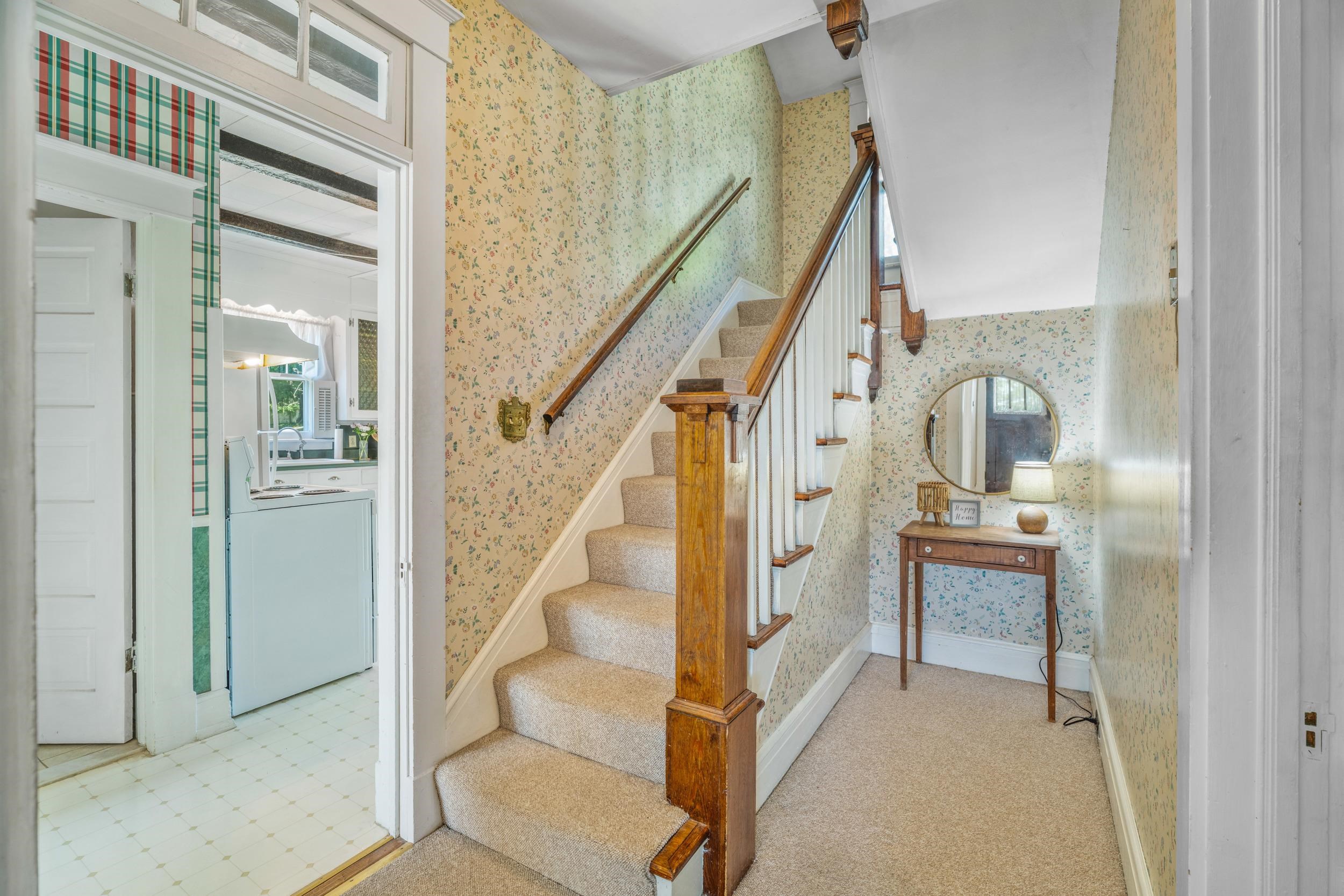 320 INSTITUTE ST, STAUNTON, Virginia 24401, 4 Bedrooms Bedrooms, ,1 BathroomBathrooms,Residential,320 INSTITUTE ST,676988 MLS # 676988