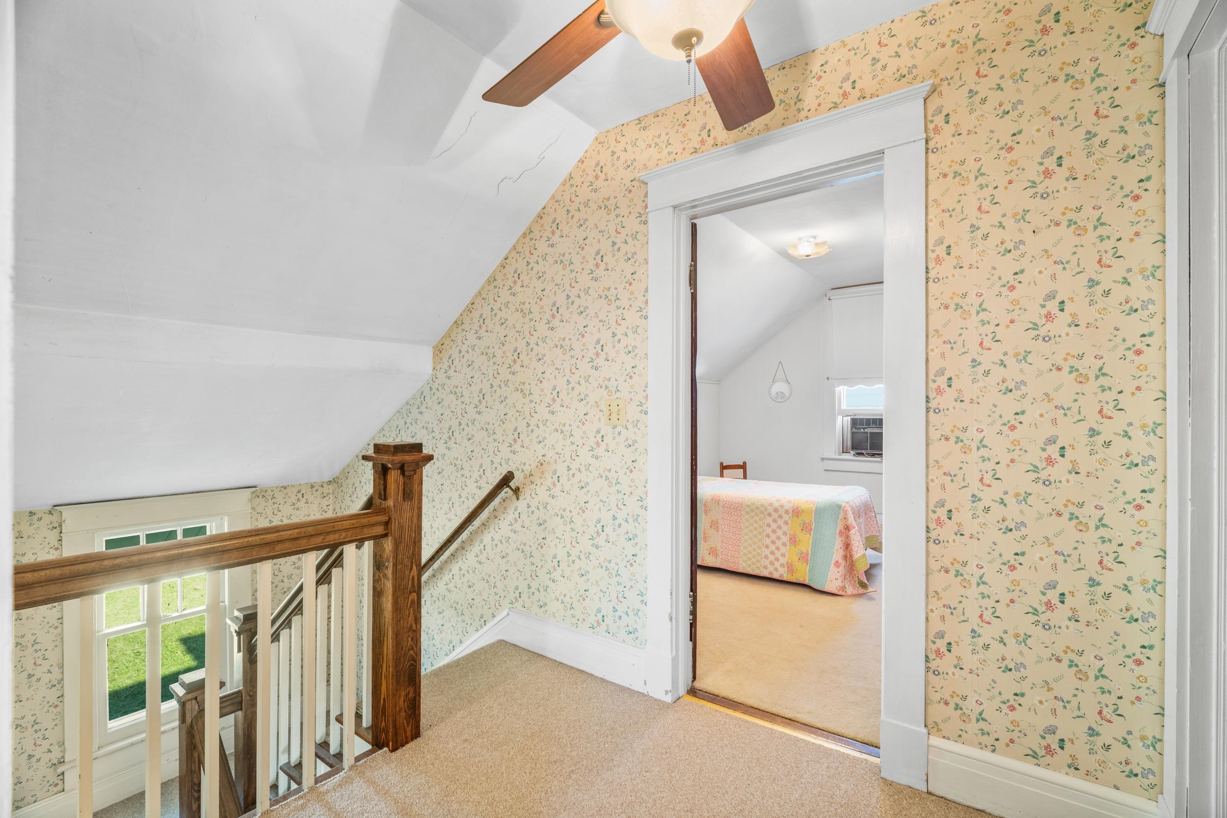 320 INSTITUTE ST, STAUNTON, Virginia 24401, 4 Bedrooms Bedrooms, ,1 BathroomBathrooms,Residential,320 INSTITUTE ST,676988 MLS # 676988