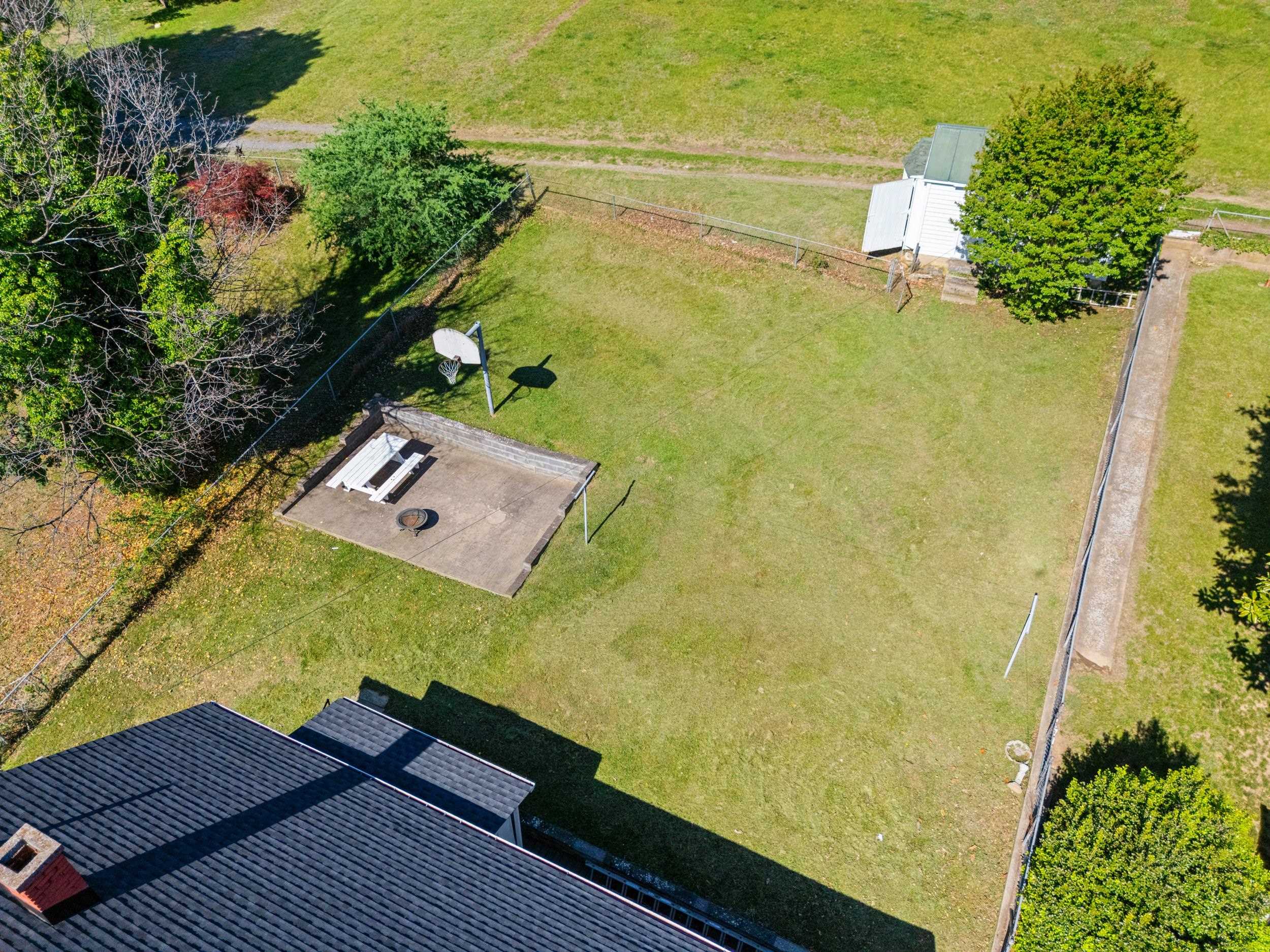 320 INSTITUTE ST, STAUNTON, Virginia 24401, 4 Bedrooms Bedrooms, ,1 BathroomBathrooms,Residential,320 INSTITUTE ST,676988 MLS # 676988