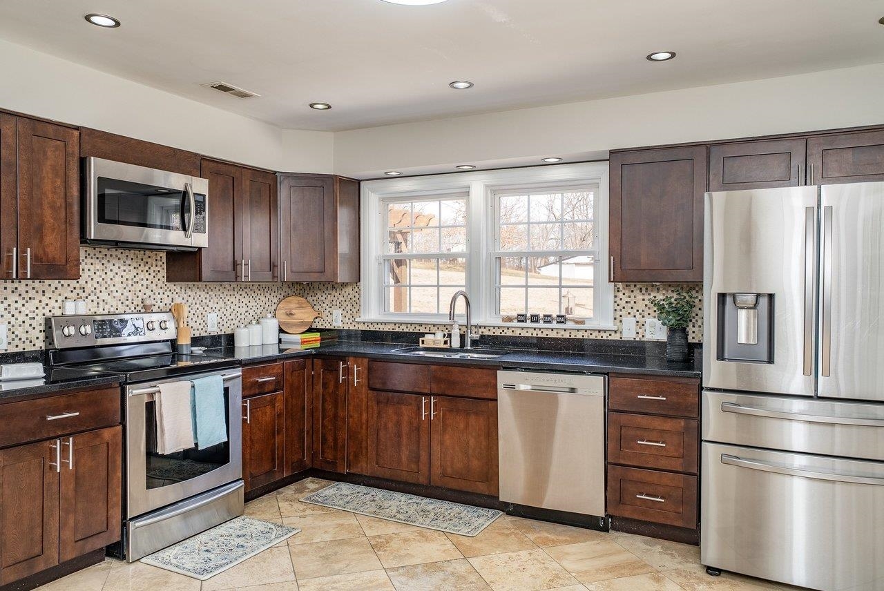 TBD SPOTSWOOD TRL, PENN LAIRD, Virginia 22846, 5 Bedrooms Bedrooms, ,3 BathroomsBathrooms,Residential,TBD SPOTSWOOD TRL,677005 MLS # 677005