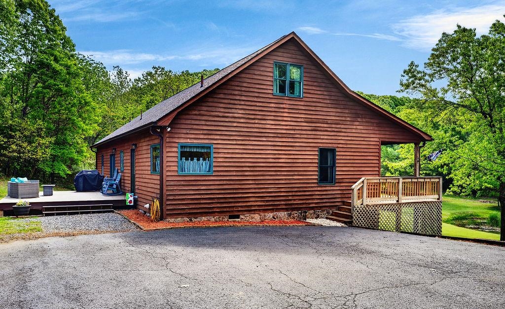 86 JONESTOWN RD, FAIRFIELD, Virginia 24435, 3 Bedrooms Bedrooms, ,3 BathroomsBathrooms,Residential,86 JONESTOWN RD,677008 MLS # 677008