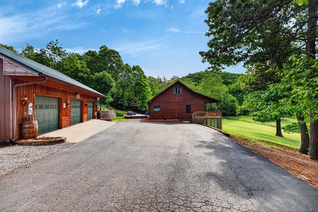 86 JONESTOWN RD, FAIRFIELD, Virginia 24435, 3 Bedrooms Bedrooms, ,3 BathroomsBathrooms,Residential,86 JONESTOWN RD,677008 MLS # 677008