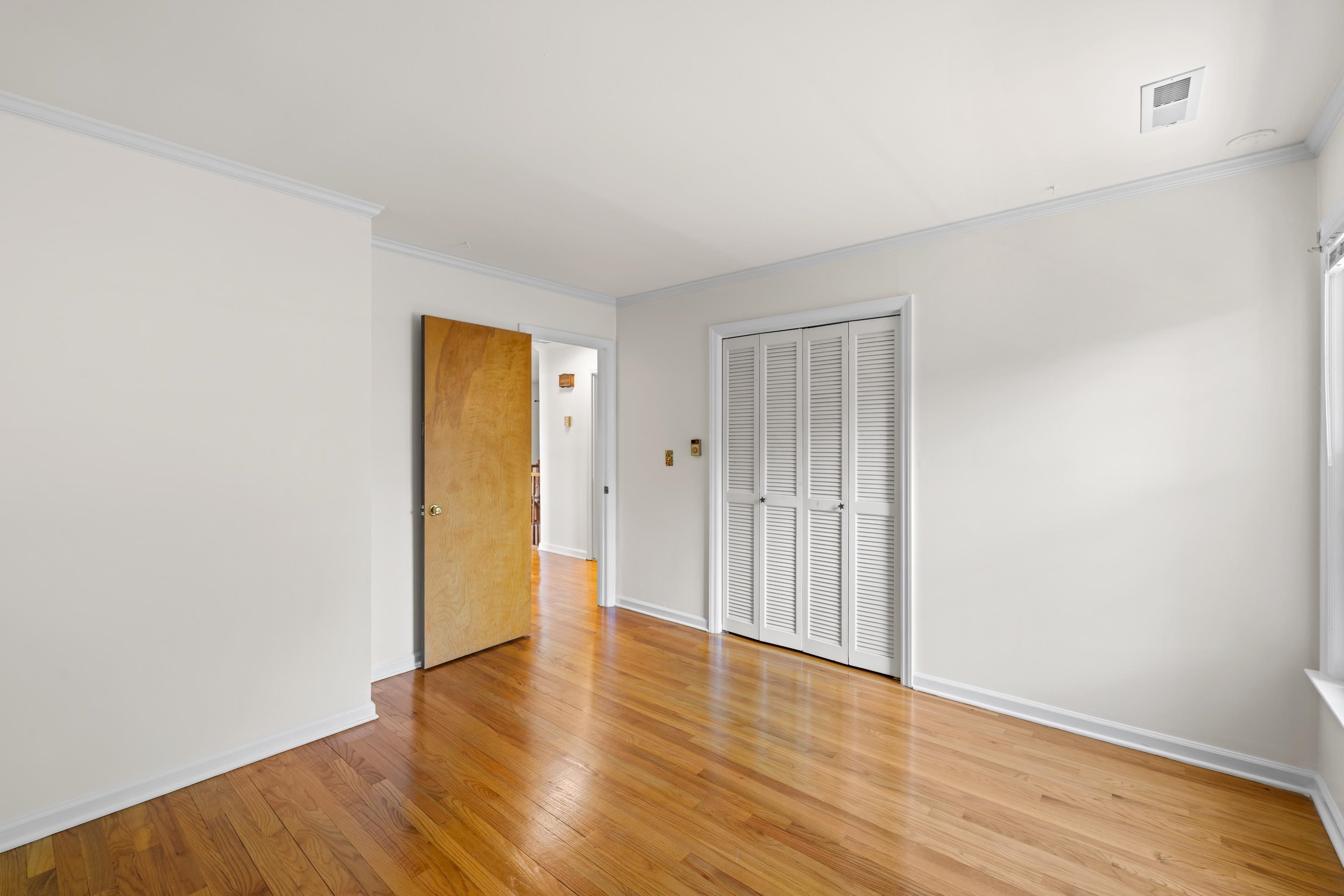 1569 MASSANETTA SPRINGS RD, ROCKINGHAM, Virginia 22801, 4 Bedrooms Bedrooms, ,3 BathroomsBathrooms,Residential,1569 MASSANETTA SPRINGS RD,677009 MLS # 677009