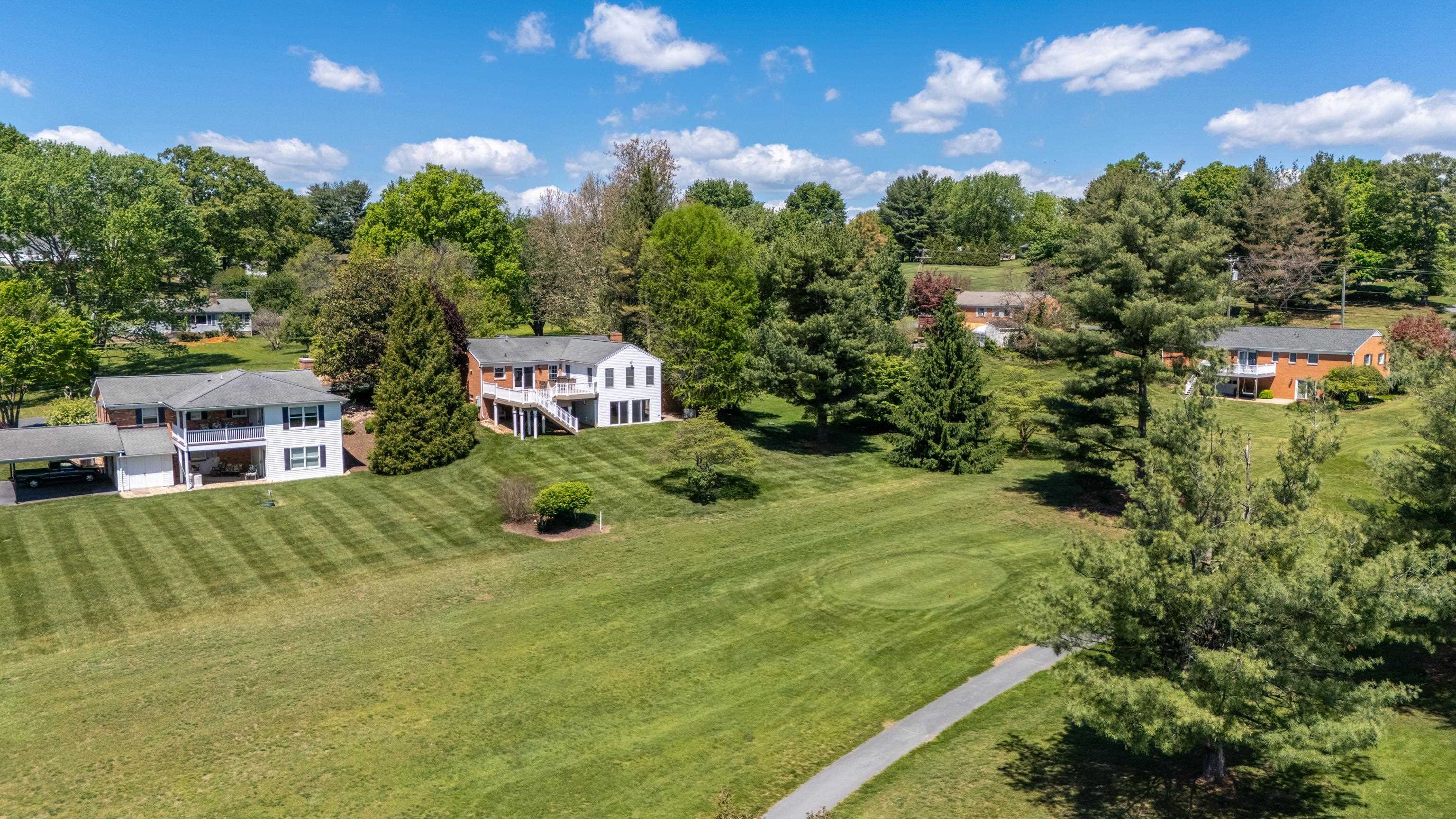 1569 MASSANETTA SPRINGS RD, ROCKINGHAM, Virginia 22801, 4 Bedrooms Bedrooms, ,3 BathroomsBathrooms,Residential,1569 MASSANETTA SPRINGS RD,677009 MLS # 677009