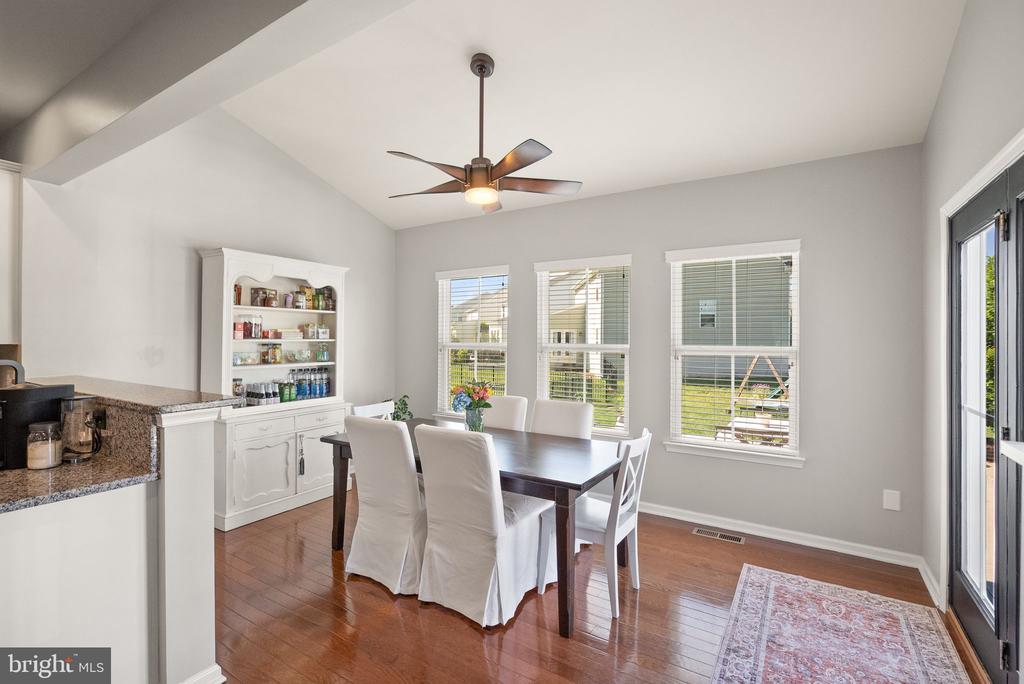 5828 STILL WATER WAY, WARRENTON, Virginia 20187, 4 Bedrooms Bedrooms, ,3 BathroomsBathrooms,Residential,5828 STILL WATER WAY,VAFQ2021880 MLS # VAFQ2021880 5828 STILL WATER WAY, WARRENTON, Virginia 20187, 4 Bedrooms Bedrooms, ,3 BathroomsBathrooms,Residential,5828 STILL WATER WAY,VAFQ2021880 MLS # VAFQ2021880
