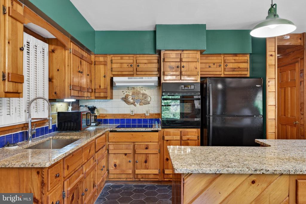 13016 BELLE MEADE LN, MARKHAM, Virginia 22643, 5 Bedrooms Bedrooms, ,3 BathroomsBathrooms,Residential,13016 BELLE MEADE LN,VAFQ2021808 MLS # VAFQ2021808