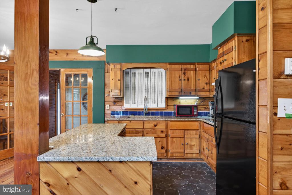 13016 BELLE MEADE LN, MARKHAM, Virginia 22643, 5 Bedrooms Bedrooms, ,3 BathroomsBathrooms,Residential,13016 BELLE MEADE LN,VAFQ2021808 MLS # VAFQ2021808