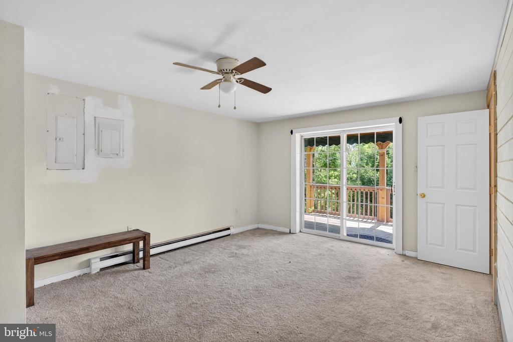 13016 BELLE MEADE LN, MARKHAM, Virginia 22643, 5 Bedrooms Bedrooms, ,3 BathroomsBathrooms,Residential,13016 BELLE MEADE LN,VAFQ2021808 MLS # VAFQ2021808