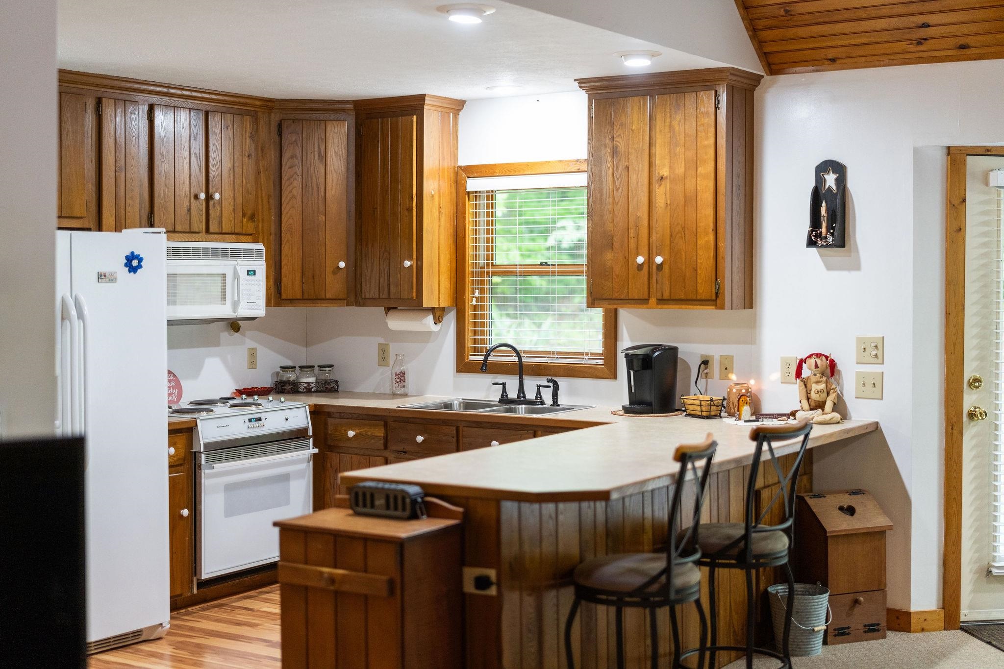 94 BEAR PATH LN, LYNDHURST, Virginia 22952, 2 Bedrooms Bedrooms, ,1 BathroomBathrooms,Residential,94 BEAR PATH LN,677018 MLS # 677018