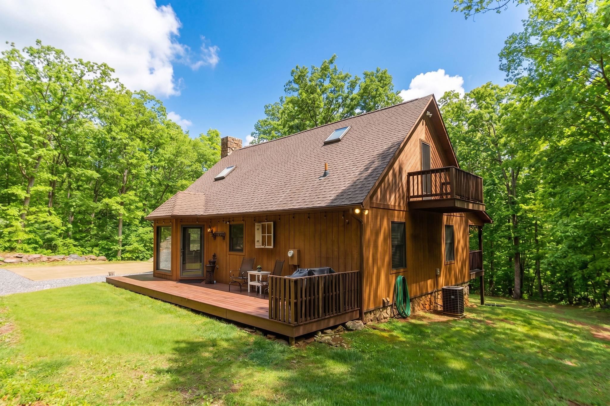 94 BEAR PATH LN, LYNDHURST, Virginia 22952, 2 Bedrooms Bedrooms, ,1 BathroomBathrooms,Residential,94 BEAR PATH LN,677018 MLS # 677018